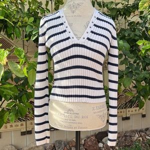 Abercrombie & Fitch crop sweater
